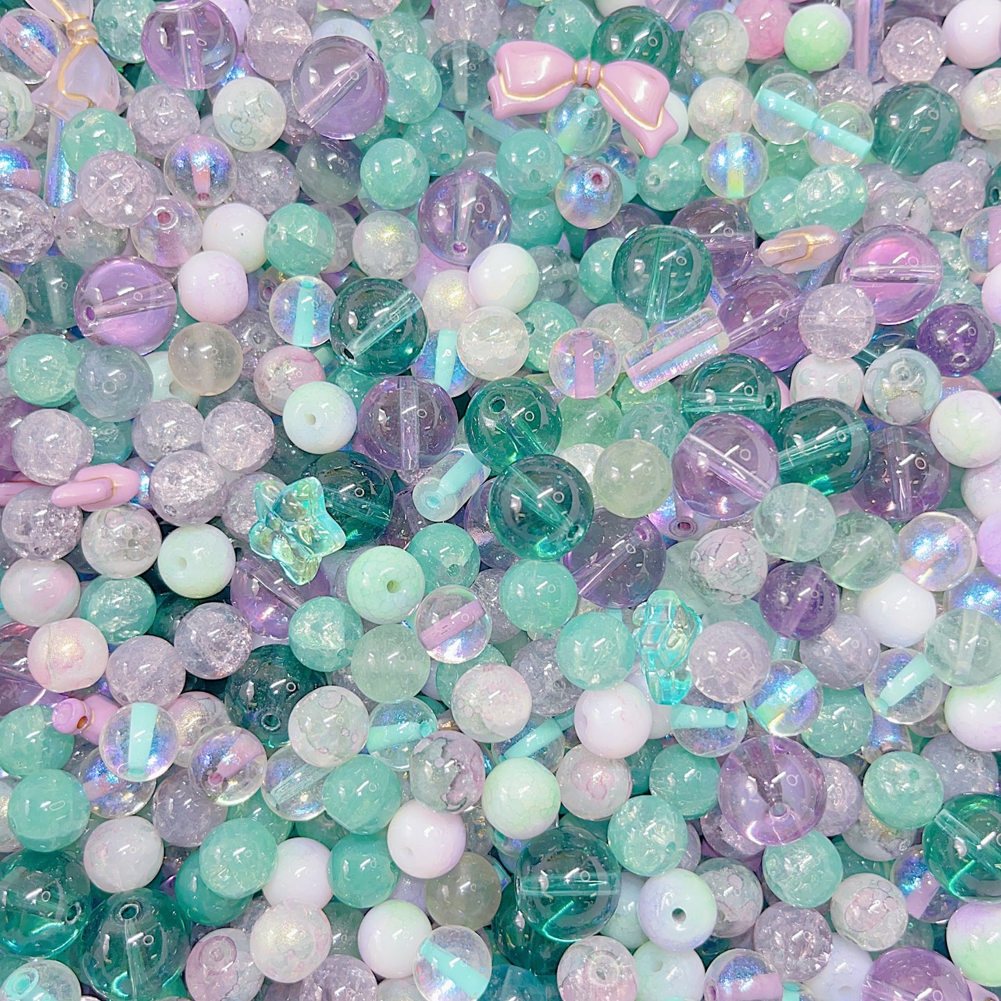 【BZ 141】忘れない記憶ー高品質ガラスビーズ&天然石(フローライト)&レジンビーズ