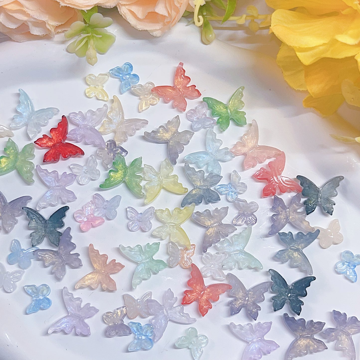 【BZ 232】自由の蝶々ー高品質ガラスビーズ&カラフル&綺麗なデザイン