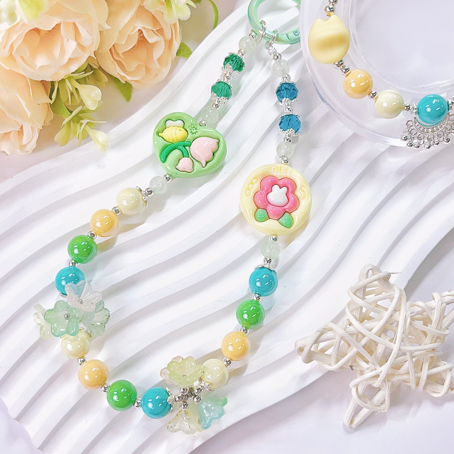 【BZ15】晩夏  　高品質アクリルビーズ　部分蓄光　（ストラップ、ブレスレットなどDIY ）