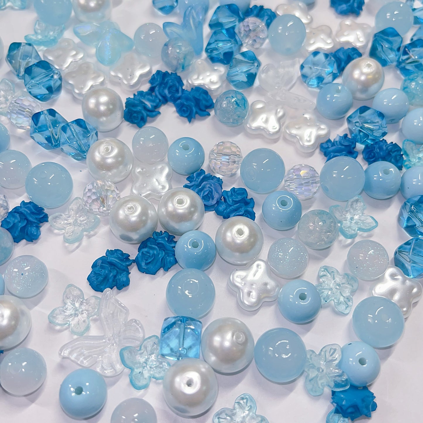 【BZ 407】海の心ー高品質ガラスビーズ&スターライトビーズ&希土晶晶&アクリルビーズ&レジンビーズ（一部夜光）&柔らかい素材フラワー（夜光）