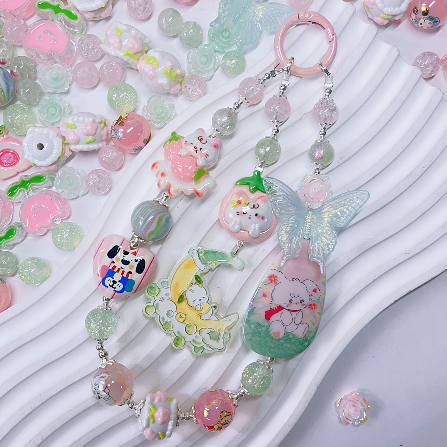 【BZ 520】優しい季節ー高品質ぷっくりペイントビーズ&ガラスビーズ&レジンビーズ&イラストビーズ（プレゼント付き）