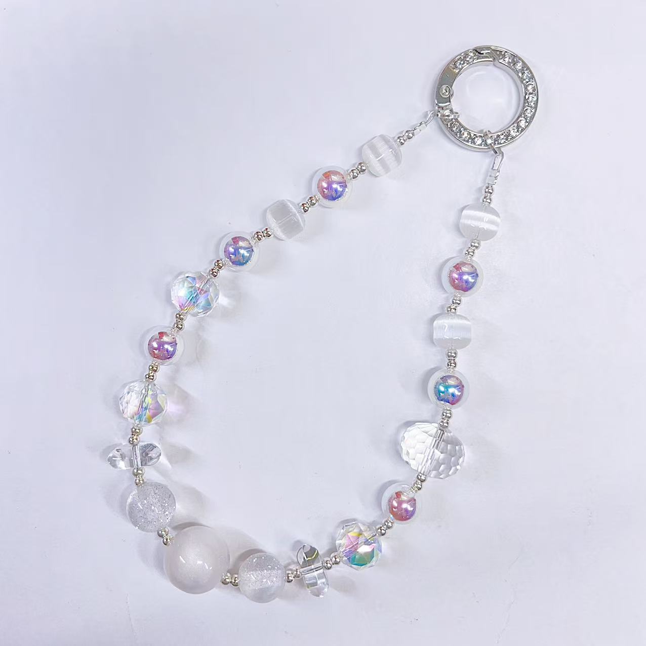 【BZ 988】雪の花ー高品質樹脂ビーズ&希土晶晶&キャツアイ&ガラスビーズ&カラーチェンジビーズ&AK天女パール　透明感　大人系ーNEW
