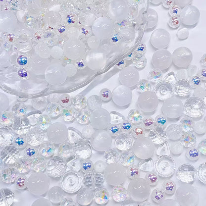 【BZ 988】雪の花ー高品質樹脂ビーズ&希土晶晶&キャツアイ&ガラスビーズ&カラーチェンジビーズ&AK天女パール　透明感　大人系ーNEW