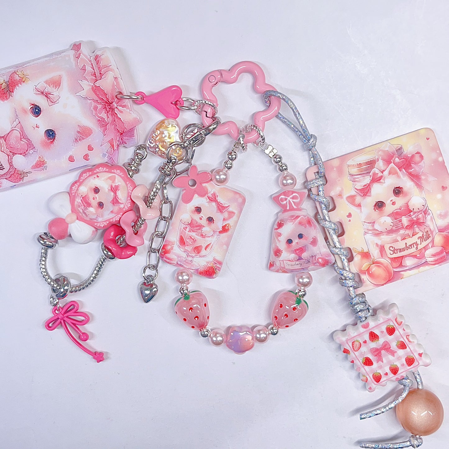 【特別奉仕品】ベビーにゃんこ－シルク手触り　マット感　滑らかな手触り　レリーフ加工ーNEW