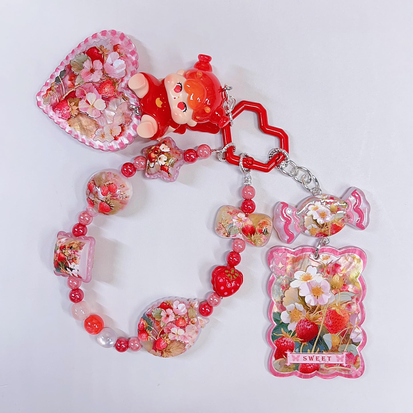 【特別奉仕品】赤イチゴーレリーフ加工　夜光ーNEW