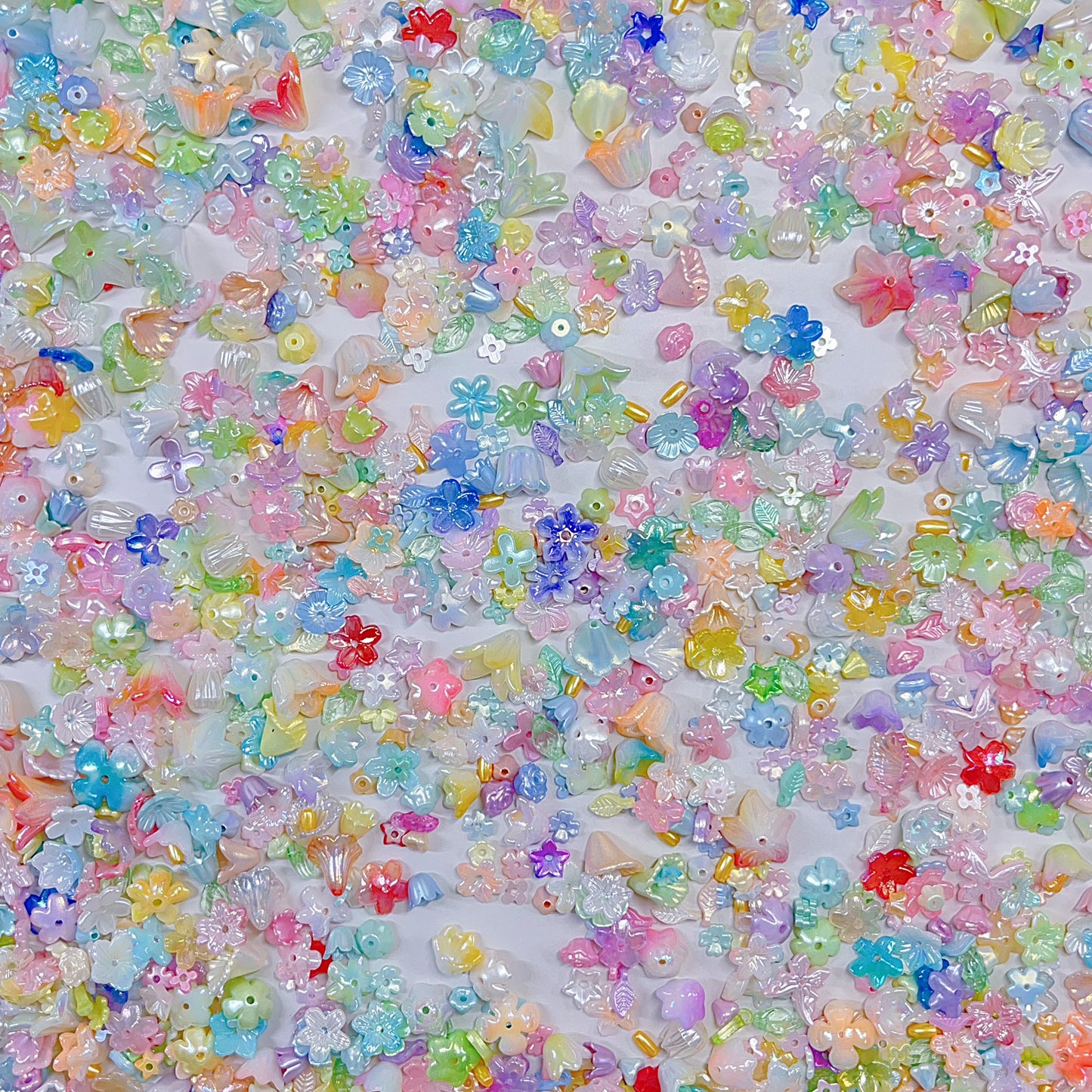 【BZ 1086】満開フラワーー高品質アクリルビーズ（一部メッキ加工）　カラフル　飾り用　万能ビーズーNEW