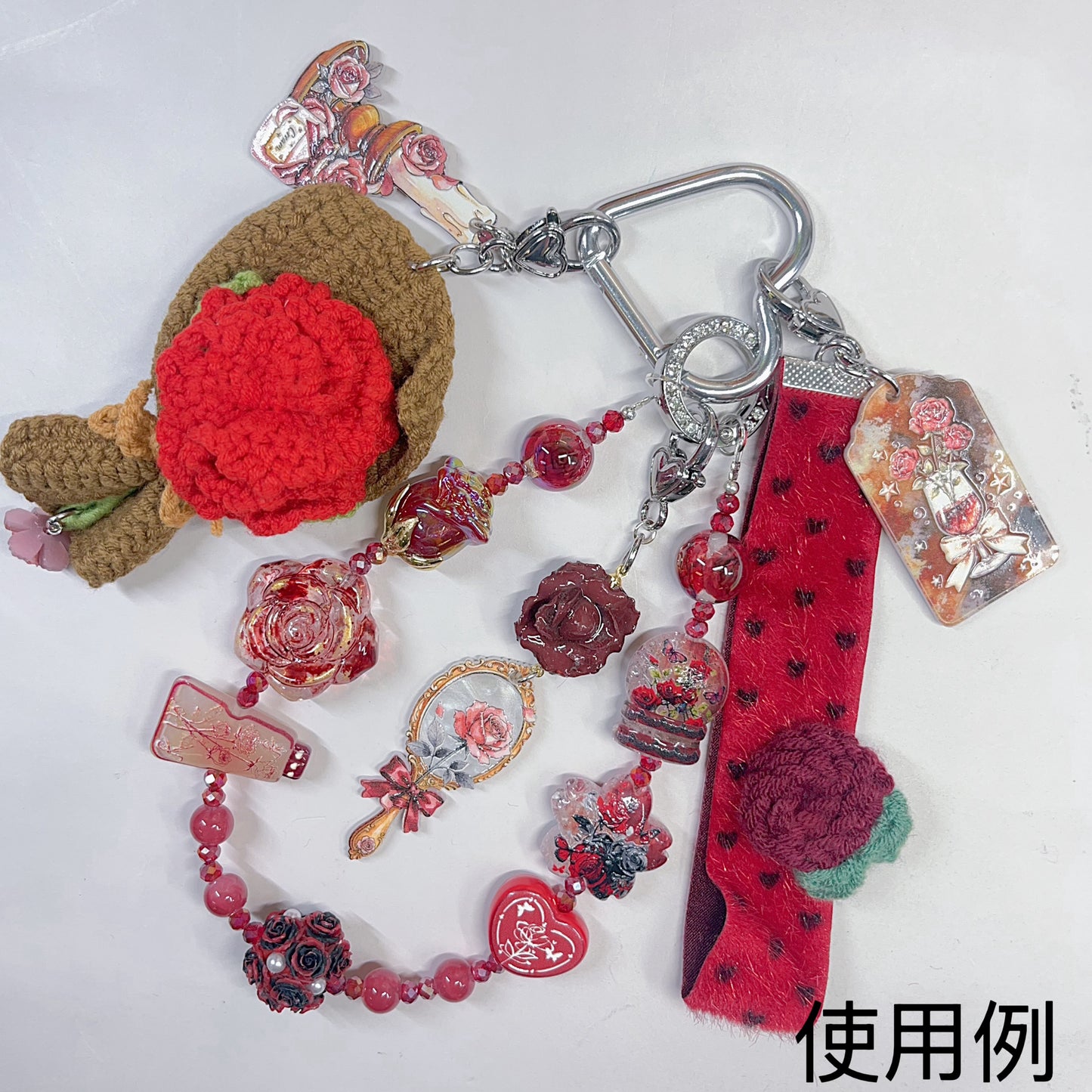 【BZ 1138】万華鏡ー高品質多面カットスターライトビーズ（表面オーロラ加工）　キラキラ　万能ビーズ　4mmーNEW